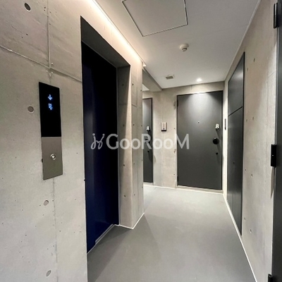 
						コートモデリア広尾Tokyo 内廊下