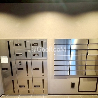 
						グランパセオ目黒花房山 郵便受け