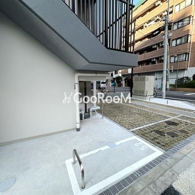 
						アーバネックス森下ウエスト バイク置場