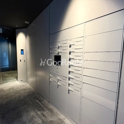 
						ルミークスイート麻布十番 宅配BOX