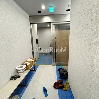 
						コスモグラシア大塚 内廊下