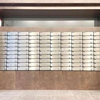 
						レジディア新御徒町Ⅱ 郵便受け