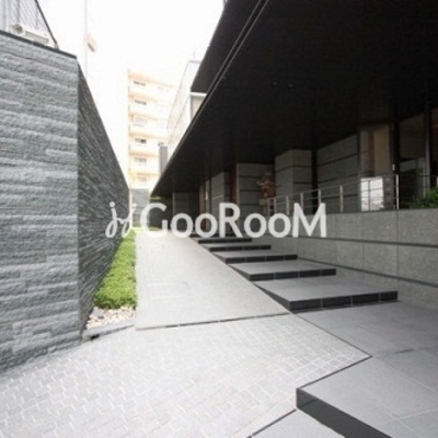 
						富ヶ谷スプリングス 入口2