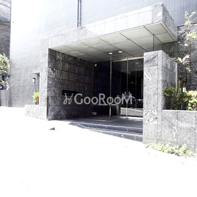 
						レジディア西麻布  エントランス