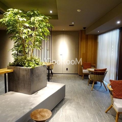 
						レフィールオーブ代々木 共用部