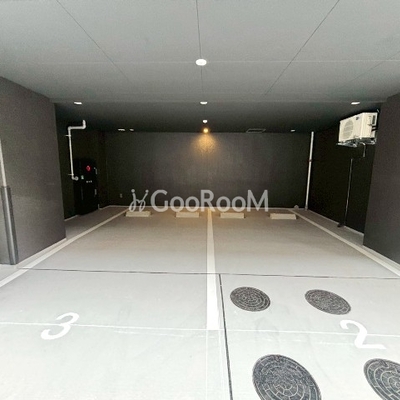 
						ザ・パークハビオ日本橋茅場町 駐車場