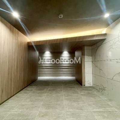 
						トラディス両国3 ロビー