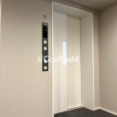 
						アイフラット文京本駒込 エレベーター2