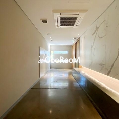 
						ジオエント門前仲町 ロビー