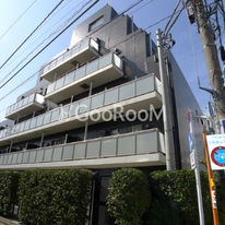 J.リヴェール学芸大学