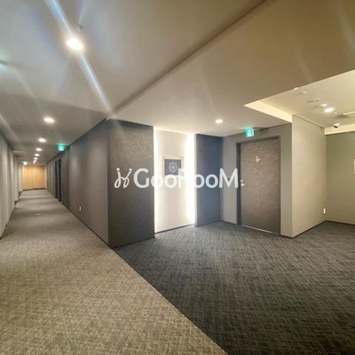 
						JPノイエ蔵前 内廊下
