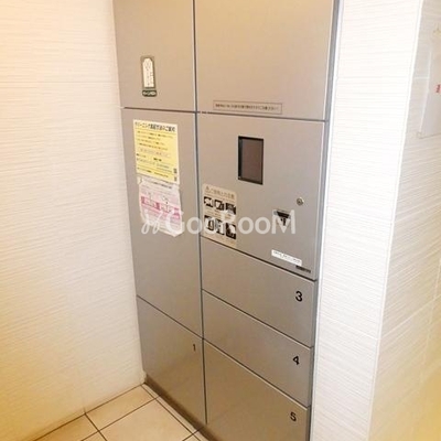 
						パークアクシス亀戸中央 宅配BOX