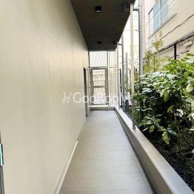 
						非常口