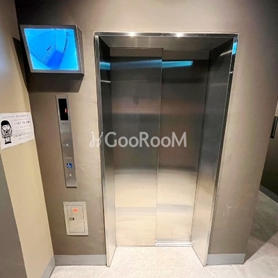 
						エレベーター